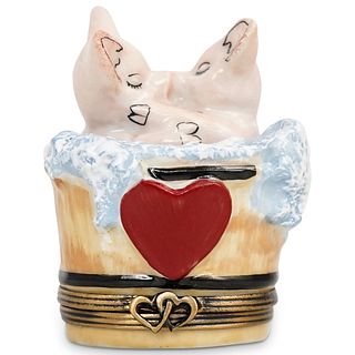 Limoges La Gloriette "Pigs Kissing" Trinket Box