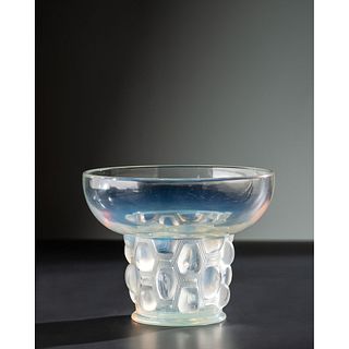 René Lalique, Beautreillus Opalescent Vase