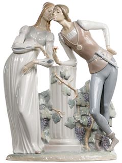 Lladro #4750 'Romeo and Juliet' Figurine