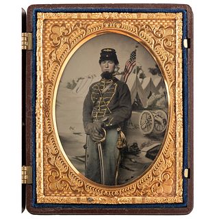 [CIVIL WAR]. Quarter plate ruby ambrotype of Union cavalry bugler with saber. N.p.: n.p., [1860s].