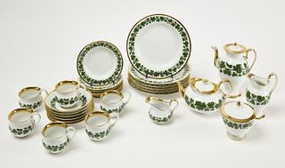 Meissen Porcelain Green Napoleon Ivy Dinnerware