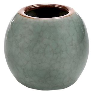 Porcelain Water Pot with Green Crackle