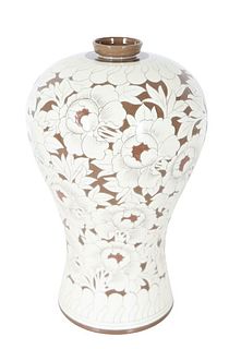 Brown & White Chinese Vase with Floral Pattern