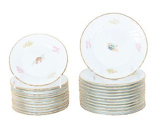 Set of (24) Richard Ginori Porcelain Plates