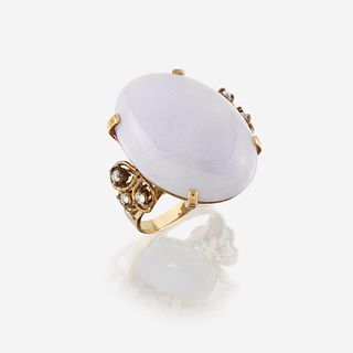 A lavender jade, diamond, and fourteen karat gold ring