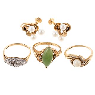 A Collection of Vintage Rings & Earrings