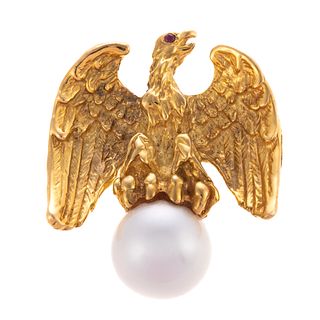 An 18K Yellow Gold Eagle & South Sea Pearl Brooch