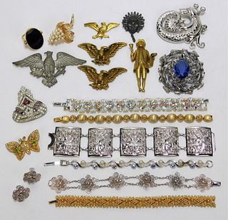 19PC Coro Lisner Trifari & Other Costume Jewelry
