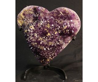 AMETHYST HEART ON METAL STAND