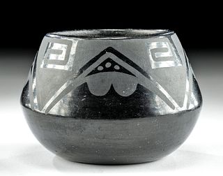 1930s Signed Maria Martinez San Ildefonso Blackware Jar