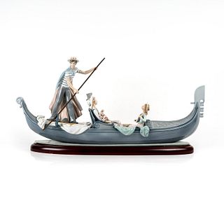 In The Gondola 1001350 - Lladro Porcelain Figure