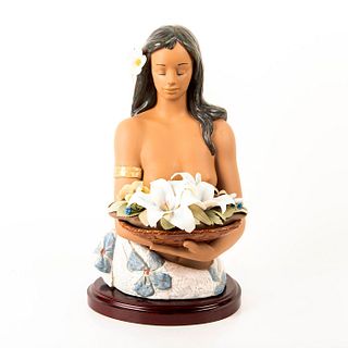 Flowers From Tahiti 01012442 LTD - Lladro Porcelain Figurine with Base