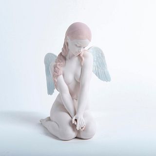 Lladro Figurine, Beautiful Angel 01018235