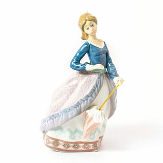Evita 1005212 - Lladro Porcelain Figure