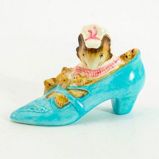 Beatrix Potter's Figurine, The Old Woman Who Lived In A Shoe