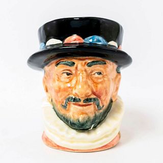 Beefeater Gilded D6233 - Small - Royal Doulton Character Jug