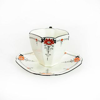 Shelley China Queen Anne Red Daisy Tea Cup and Saucer 11497