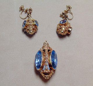 Victorian-style Pendant and Earrings Set