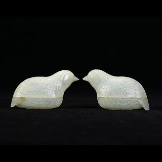A PAIR OF WHITE JADE 'QUAILS' BOXES AND COVERS