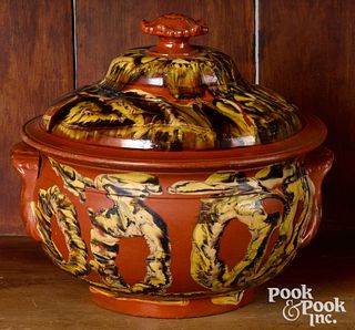 Mocha redware covered pot