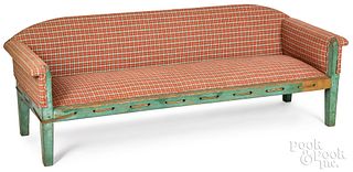 New England or Canadian painted maple daybed, earl