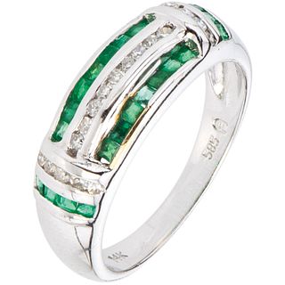 RING WITH EMERALDS AND DIAMONDS IN 14K WHITE GOLD Square cut emeralds ~0.30 ct and 8x8 cut diamonds ~0.19 ct. Size:6¾