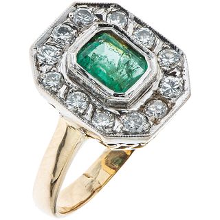 RING WITH EMERALD AND DIAMONDS IN 14K YELLOW GOLD AND PALLADIUM SILVER 1 Octagonal cut emerald, brilliant cut diamonds