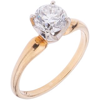 SOLITAIRE RING WITH DIAMOND IN 14K YELLOW GOLD Brilliant cut diamond ~0.90 ct Clarity: I1 Color: J-K