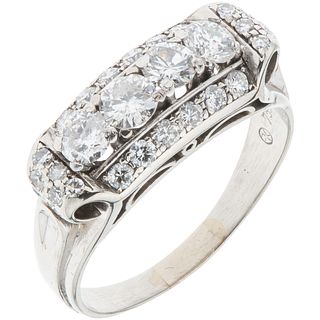 RING WITH DIAMONDS IN 16K WHITE GOLD AND SIZE ADJUSTMENT IN 14K YELLOW GOLD Brilliant and 8x8 cut diamonds ~0.90 ct
