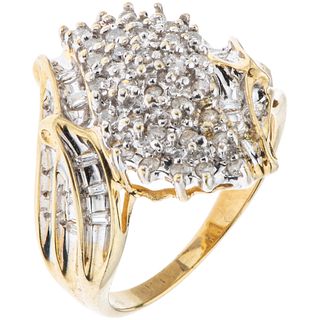 RING WITH DIAMONDS IN 10K YELLOW GOLD 8x8 and baguette cut diamonds ~0.57 ct. Weight: 4.8 g. Size: 7 ¼