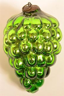 Green Blown Glass Cluster of Grapes Kugel.