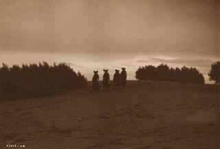 Edward Curtis, Evening on the Sand Dunes, 1906