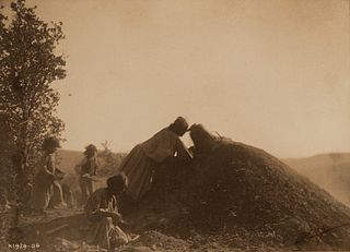 Edward Curtis, The Mescal Pit - Apache, 1906