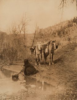 Edward Curtis, Getting Water - Apache ("Ter Jar Yill"), 1903