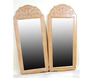 PAIR OF HICKORY MFG CO. COUNTRY FRENCH MIRRORS