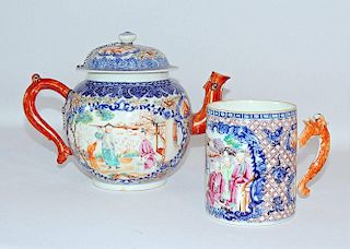 Two Pieces of Chinese Export Porcelain