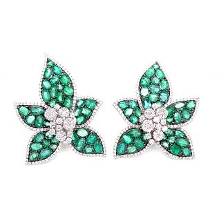 18k Emerald Diamond Flower Earrings