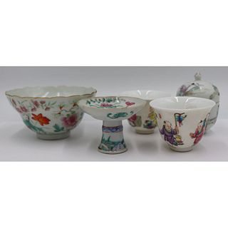 Grouping of Chinese Republic Porcelain