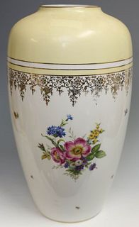 German Porcelain JardiniÃ¨re