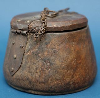 Burl Canister