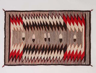 Navajo Eye-Dazzler Feather Motif Rug c1930s
