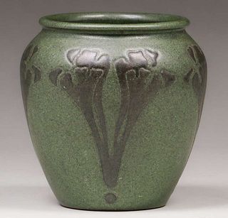Marblehead Pottery Decorated Vase Arthur Hennessey & Sarah Tutt c1910