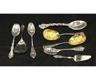 SET OF EIGHT SERVING PIECES