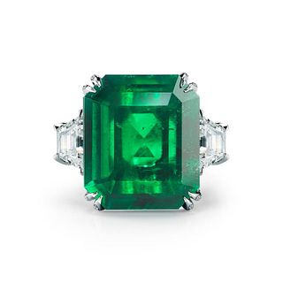 COLOMBIAN EMERALD RING WITH DIAMOND
