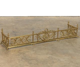 20TH C. NEOCLASSICAL STYLE BRASS FIREPLACE FENDER