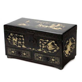 Japanese Gilt and Lacquer Table Box