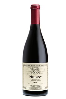 A bottle of Musigny Grand Cru Louis Jadot, vintage 2011.
Maison Louis Jadot
Category: red wine. Beaune, Burgundy (France).