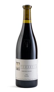 A Torbreck Run Rig bottle, vintage 2002.
Vintners of Torbreck.
Category: Syrah red wine. Marananga, Barossa Valley (Australia).