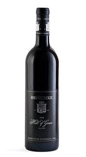 A Henschke Hill of Grace bottle, vintage 1994.
AC Henschke & Co ..
Category: red wine. keyneton (Australia).
