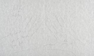 Polke, Sigmar o.T. (Aufbau Aufbau). Einladungskarte. Kugelschreiber auf silber-schwarzem, kräftigem Papier (dieses rückseitig m. bedrucktem Motiv). 27